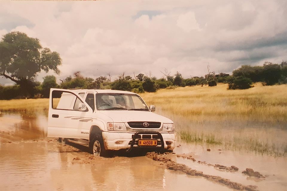 25-11-21 Ernst car stuck 04-02 web 960 x 640