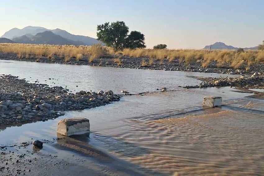 After flood wave for hours Tsondab rivier dry river flowed so strongly that several fords were impassable by vehicle Photo Facebook post by Gondwana Collection Namibia